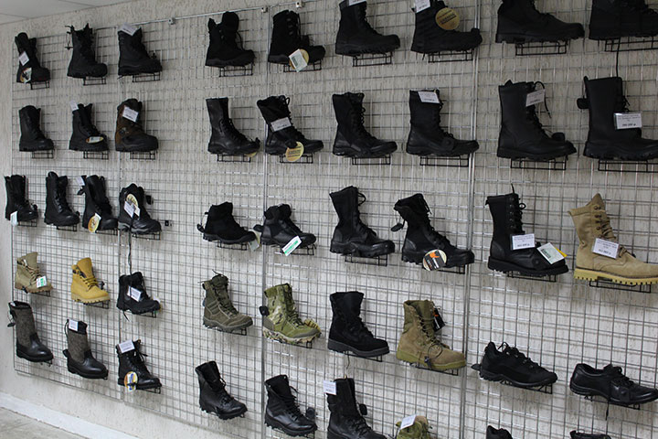 Торговое оборудование для магазина обуви :: Купить мебель для обувного  магазина к Кузнице Мебели :: Доставка по Беларуси (Минск, Гомель, Могилев,  Гродно, Витебск, Брест).