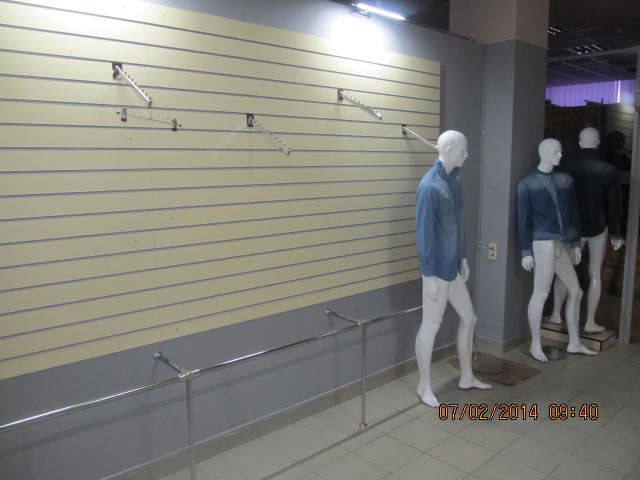 Торговое оборудование для магазина джинсовой одежды, ТЦ Московско-Венский, Минск