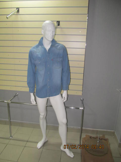 Торговое оборудование для магазина джинсовой одежды, ТЦ Московско-Венский, Минск
