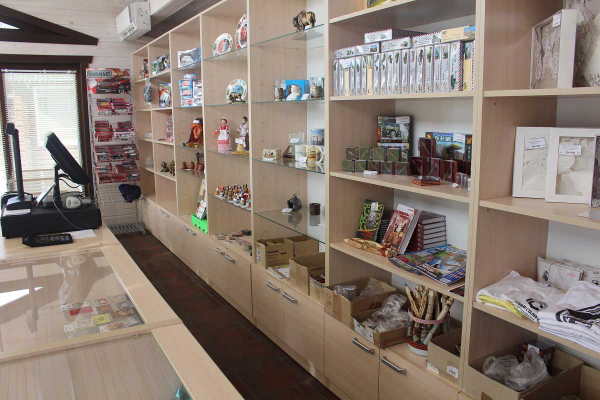 Сувенирный магазин Линия Сталина